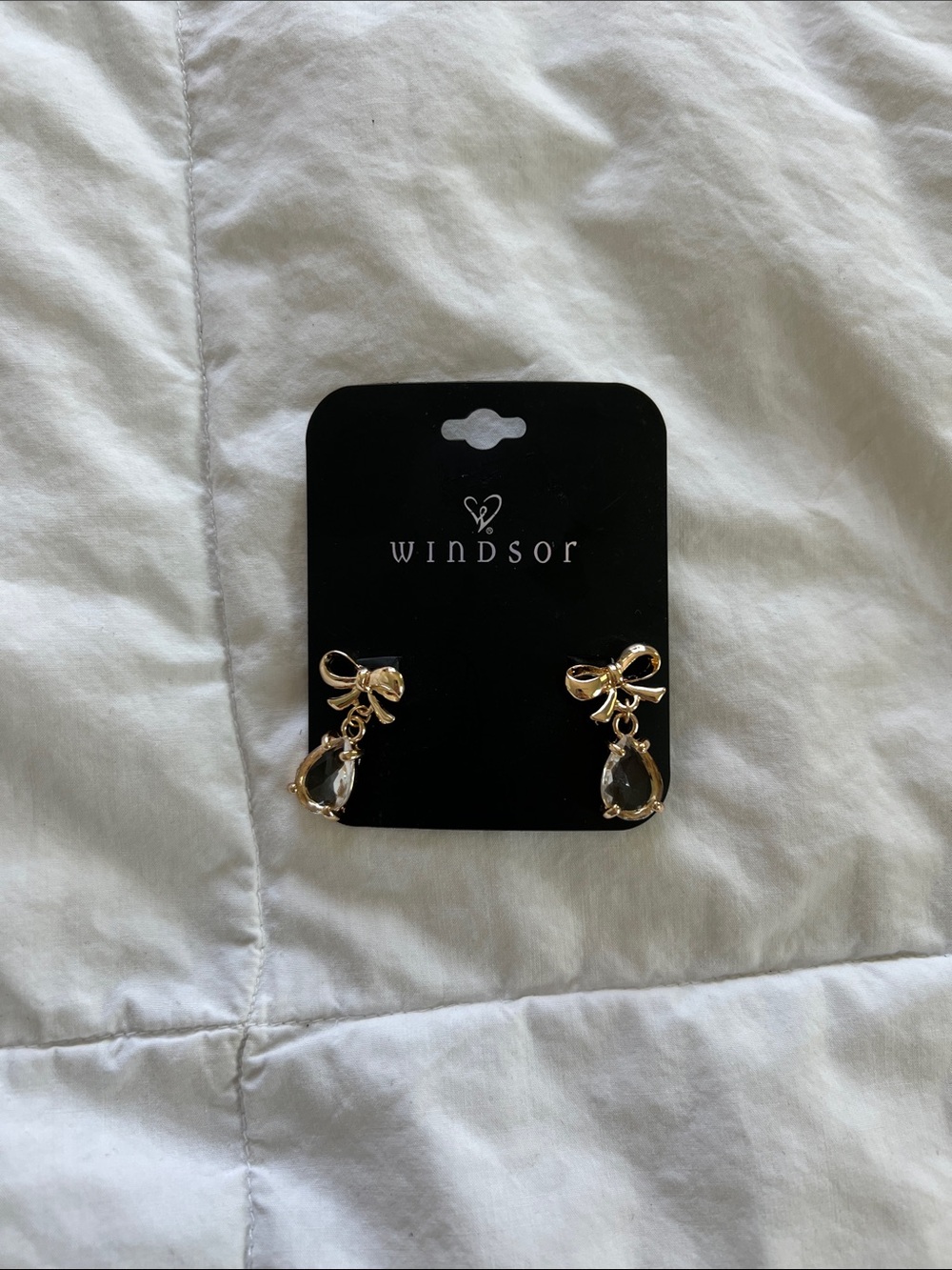 NWT Windsor Gold Bow Earrings with Clear Teardrop Stones